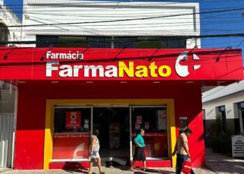 Grupo Farmanato: Celebrando 15 anos de Dedicação à Saúde dos cearenses