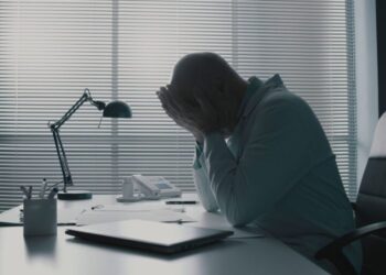 Ansiedade, depressão e burnout: veja como anda a crise da saúde mental nas empresas
