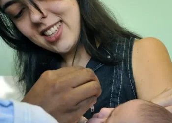 Marco na erradicação da pólio, gotinha dá lugar à vacina injetável