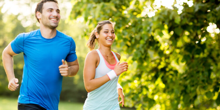 Fazer exercícios 2 vezes por semana poderia evitar 264 doenças, aponta estudo