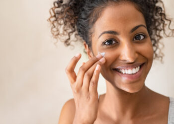 Pele oleosa nem sempre terá acne