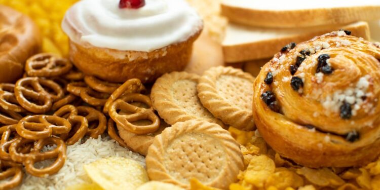 Fiocruz: 1 a cada 10 mortes no Brasil pode ser atribuída ao consumo de ultraprocessados