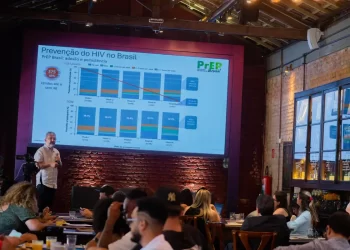 Campanha digital de alerta contra a Aids tem foco nos jovens