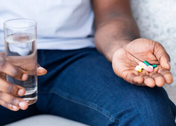 Conheça 8 medicamentos que podem trazer riscos aos idosos