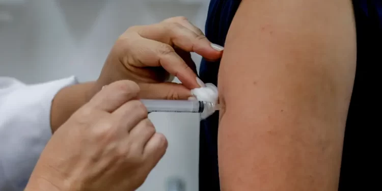 Após cinco anos, Brasil recupera certificado de eliminação do sarampo