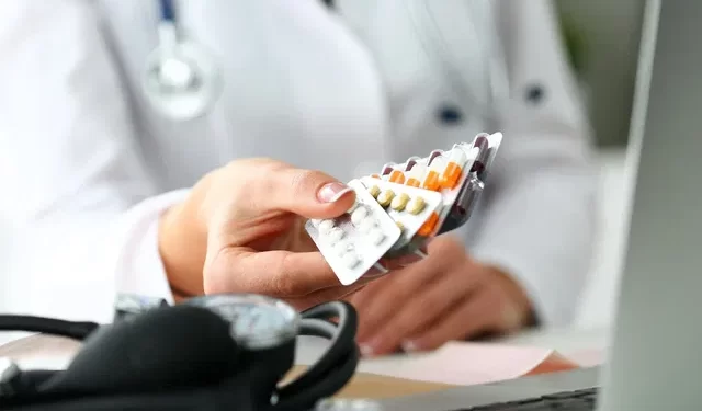 4 remédios para parar de beber: quais são e como usar