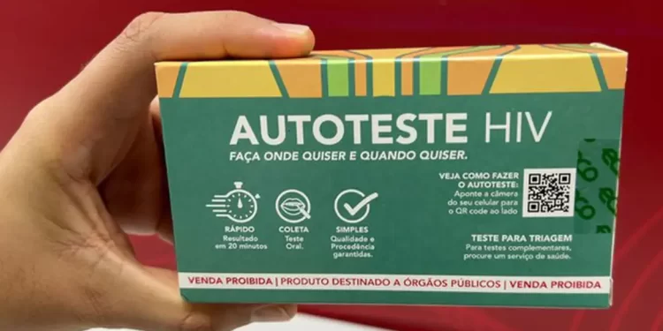 Embalagem de autoteste de HIV fica mais discreta para incentivar uso