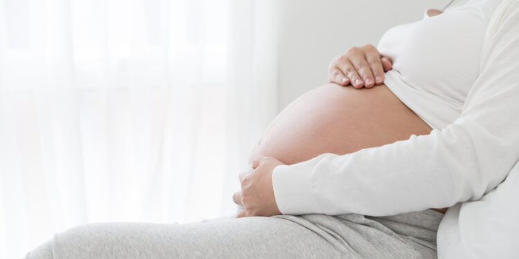 Pré-eclâmpsia: veja riscos e cuidados essenciais na gravidez