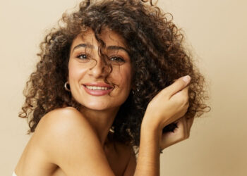 Estudo mostra tendência de cabelos mais naturais e ondulados