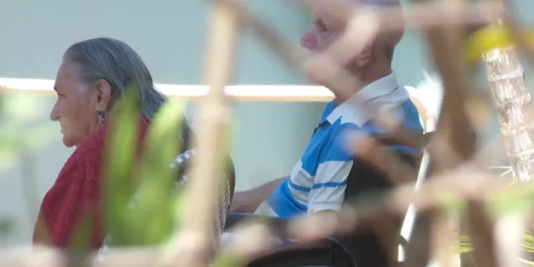 Médicos alertam para riscos da gripe em pessoas com mais de 60 anos