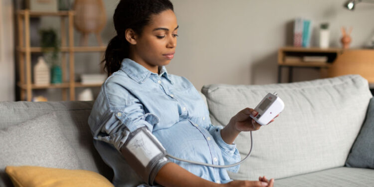 Hipertensão afeta 15% das gestantes, além de mulheres na menopausa