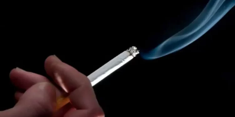 Rouquidão persistente pode ser sintoma de câncer, diz especialista