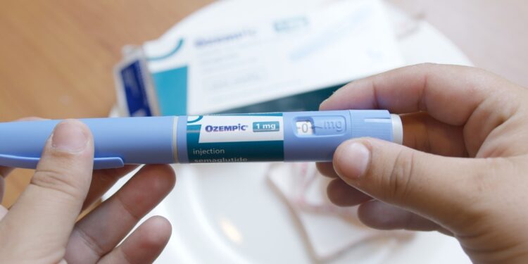 Além do Ozempic, veja medicamentos que terão receita retida na farmácia