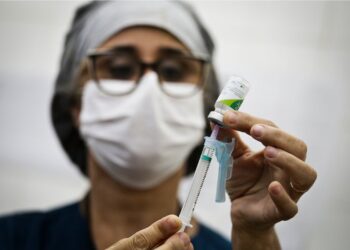 Vacina da gripe: quem pode tomar e quais as possíveis reações