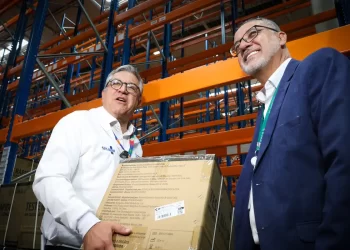 Ministério da Saúde recebe 1,3 milhão de vacinas contra a covid-19