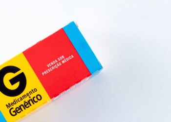 Como identificar uma embalagem de medicamento genérico?