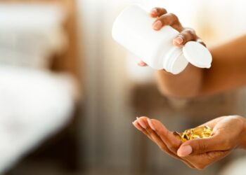 Suplementos alimentares: o que conferir no rótulo antes de escolher