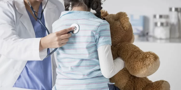 Casos de Síndrome Respiratória Aguda Grave estão em queda, diz Fiocruz