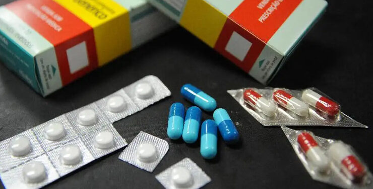 Consumo de antibióticos no Brasil ultrapassa 4,5 trilhões de doses em sete anos