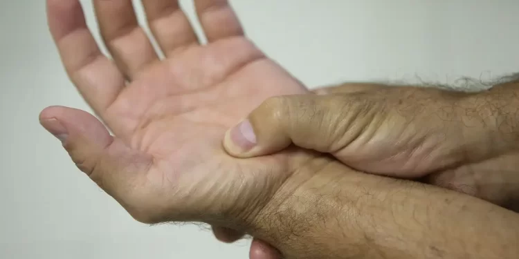 Lei define fibromialgia como deficiência em todo país a partir de 2026