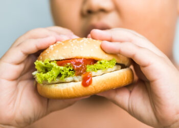 Obesidade supera desnutrição entre crianças e adolescentes, diz Unicef