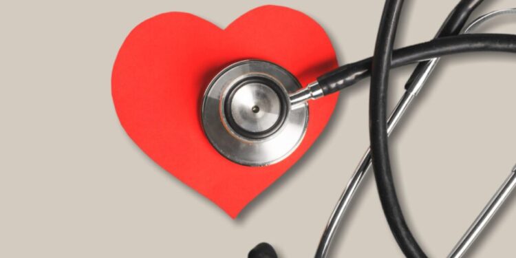 Colesterol: nova diretriz define risco extremo e endurece metas