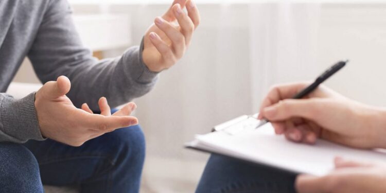 Mais de 1 bilhão de pessoas vivem com transtornos mentais, revela OMS