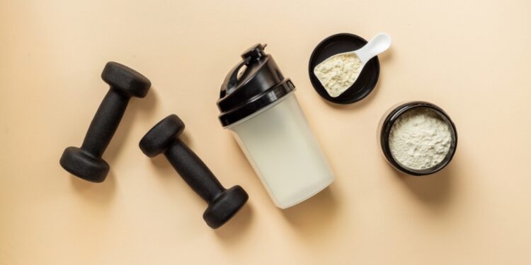 Suplementos esportivos crescem 66% no canal farma: veja os mais vendidos