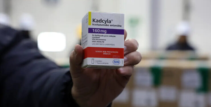 Saúde recebe medicamento inédito para tratamento de câncer de mama no SUS