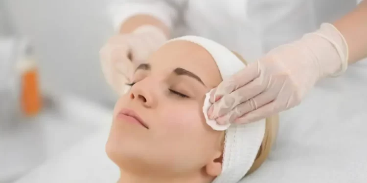 Justiça mantém resolução sobre atuação do farmacêutico na estética