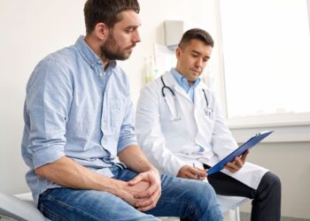 Exame de próstata: como é feito, idade e preparo