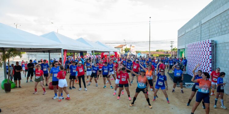 Mais de 900 corredores participam da primeira edição do “Bora Correr Aracati”