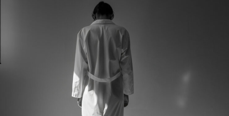 Relatório da OMS aponta impacto global da solidão na saúde