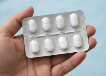 Estudo descarta relação entre uso de paracetamol e autismo