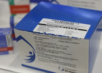 Fiocruz vai ampliar produção de kits diagnósticos para o SUS