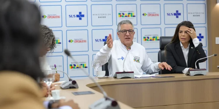 Ministério da Saúde anuncia compra de 1,8 milhão de doses contra vírus sincicial