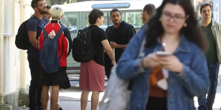 Estilo de vida leva jovens de até 30 anos apresentarem risco cardíaco