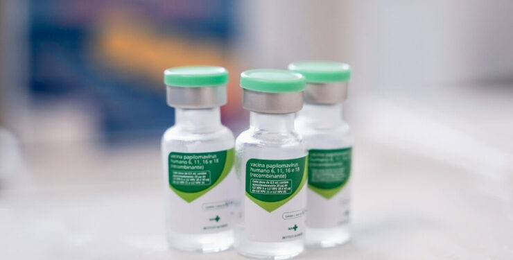 Vacina do HPV não acelera vida sexual, nem causa doenças ou muda DNA