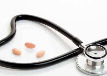 Estatinas reduzem colesterol ruim e previnem doenças cardíacas