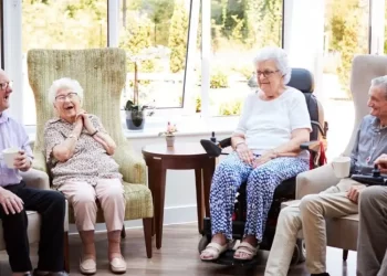 Longevidade: pesquisa da USP estuda a genética dos centenários