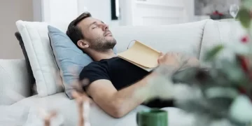 Conheça 5 benefícios do cochilo