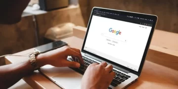 68% dos brasileiros usam a internet para dúvidas sobre medicamentos