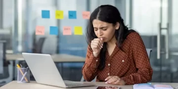 Tosse persistente: quando é hora de procurar um otorrino?