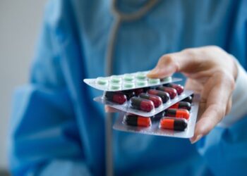 Brasil monitora impacto da guerra na distribuição de medicamentos