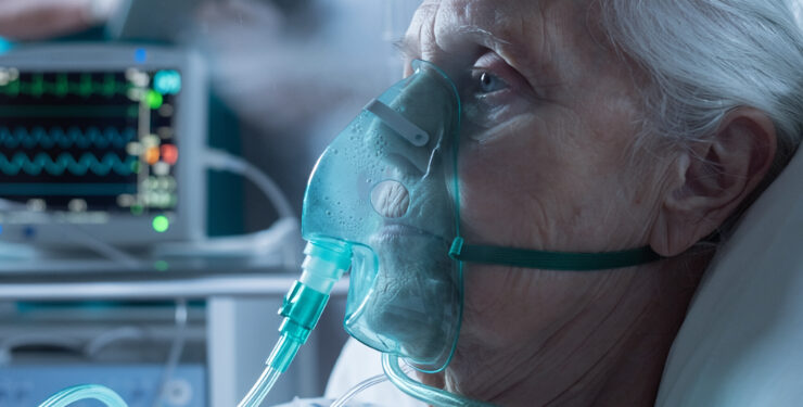 Gripe avança antes do esperado e dobra casos graves no Brasil em 2026
