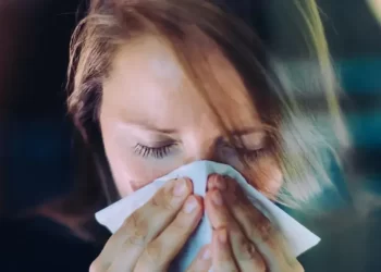 Fiocruz mantém alerta para síndrome respiratória grave