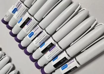 Canetas emagrecedoras: entenda quando o uso pode fazer mal à saúde