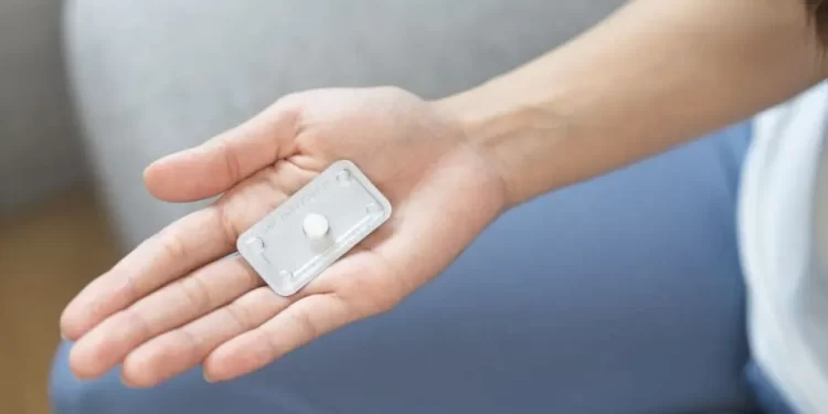 Pílula do dia seguinte é o 2º método mais usado por adolescentes