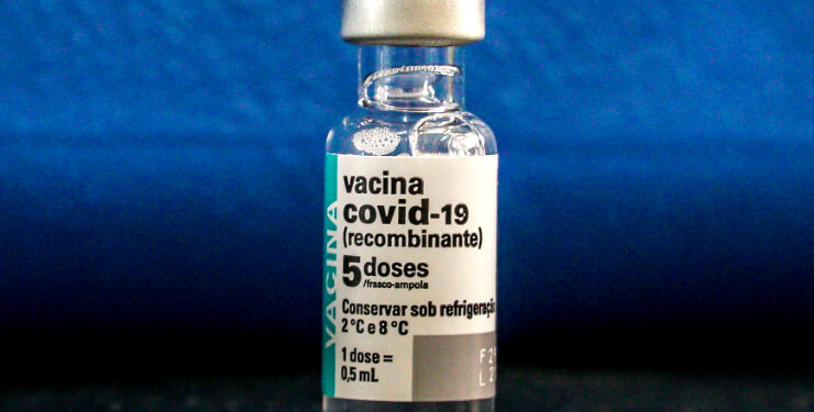 Vacina atualizada contra a Covid-19 reduz risco de infarto, AVC e morte cardiovascular