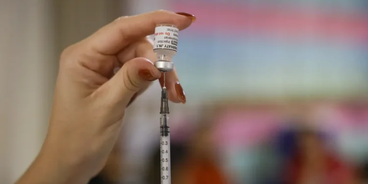 Pesquisa mostra que vacinação diminuiu prevalência de HPV entre jovens